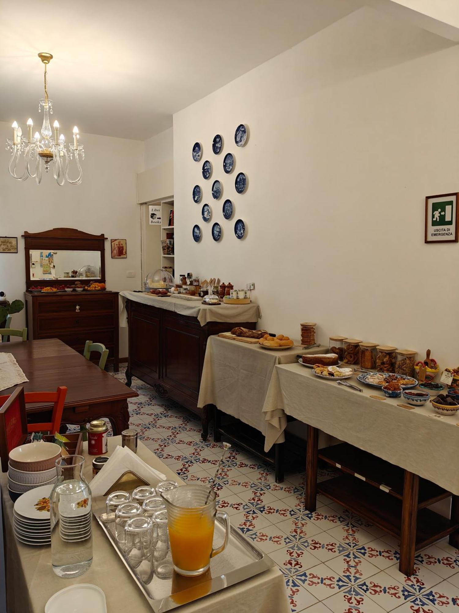 B&B Villa Maiolica Сан-Леоне Экстерьер фото